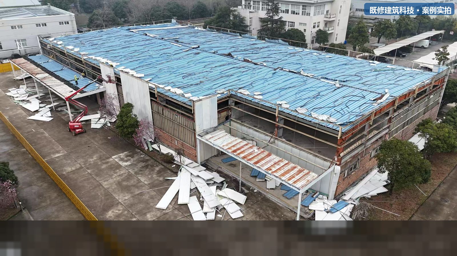 进场前现场围挡与警示设施